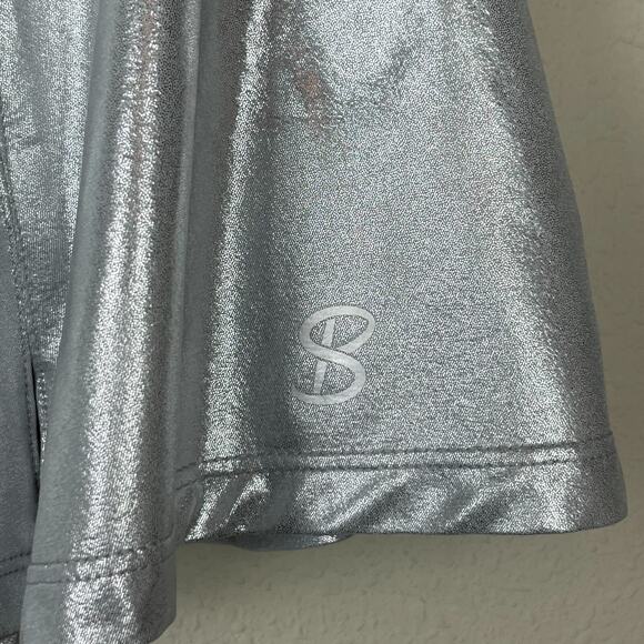 Sofibella Silver Metallic Skort Size L Tenniscore Athleisure Fairy Pickleball - Picture 6 of 7